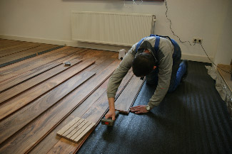 zwevend leggen van een houten vloer